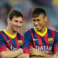 HOLA AMIGOS HOY ES UM DIA MUY ESPECIAL EL BARSA GANA A-1 VILLAREAL
