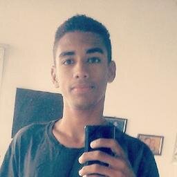 lllanx's profile picture. 