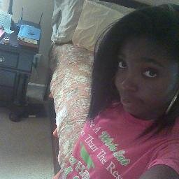 Ayye_Pixxie's profile picture. 