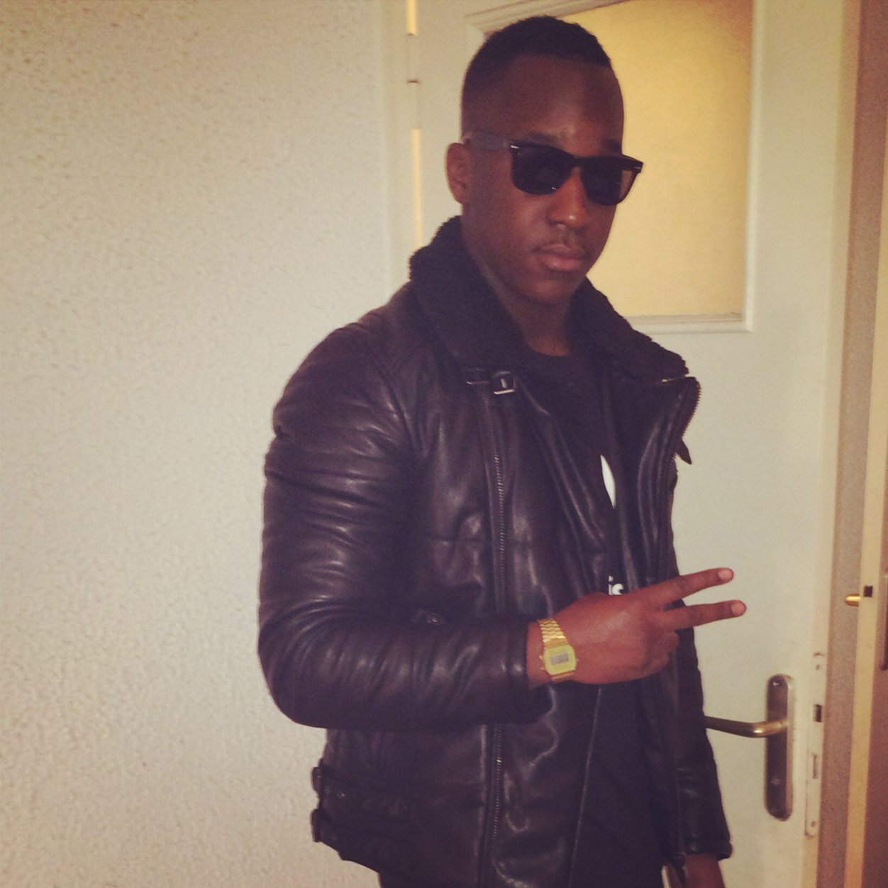 PrinceiZiLife's profile picture. Ne confonds pas mon attitude avec ma personnalité Ma personnalité est qui je suis mon attitude dépend de qui tu es ##Teambbm 7c788507