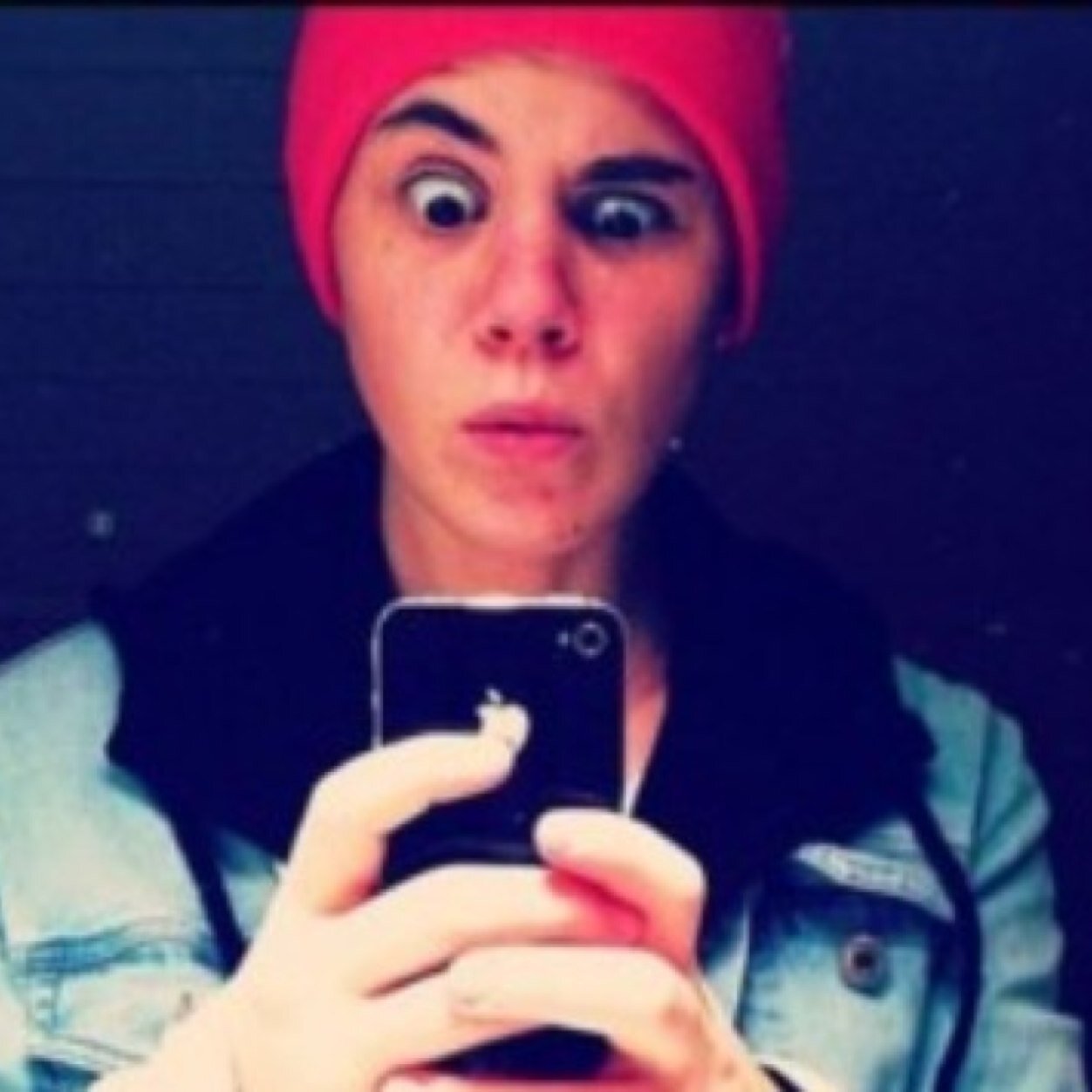 Follow @bustin_kidrauhl and i will follow you!!