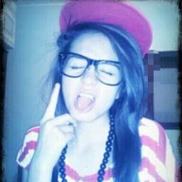 Profesión: Arquitecta.♡♡ Amo con toda mi alma a @Messi♡♡Hincha de Barcelona#SoyDeLaB : Gabriela - Argentina