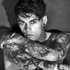 I'm told that the pack is one but where was the pack that night? Broken, Bitter, Loner, Blackhearted. Will I ever be fully healed? #Were #CrazyTrain [18+ RP MC]