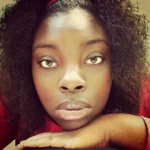 you fw me i fw youu !! Dont cross my line ionn cross yous but if yo bitch ass do yo head OV !! Enough of that follow me and my main @xFemale_2Chainz