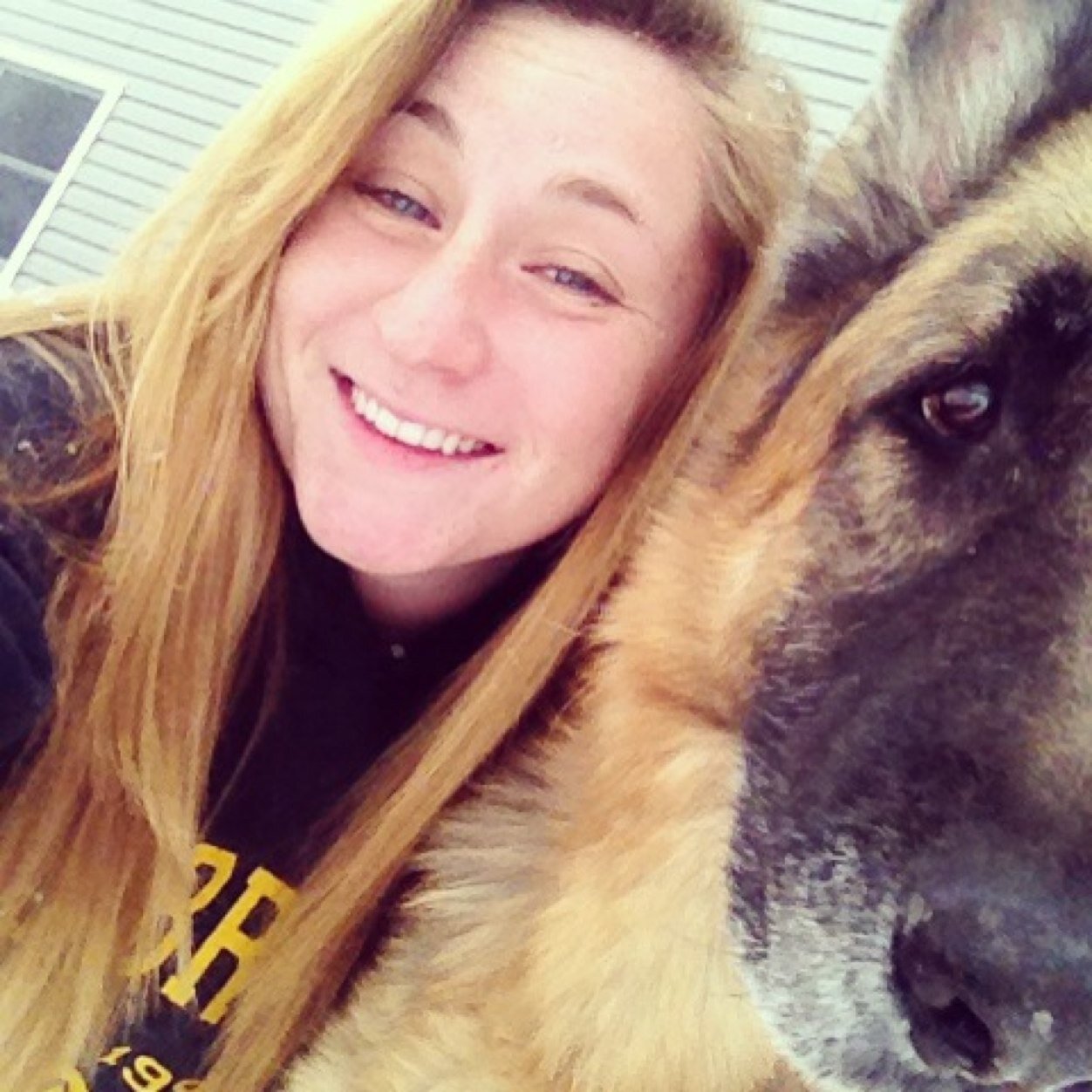 LexiStrickon's profile picture. Lexi. 18. NJ. Obhs '13 BCC '15. Jersey surf '13. United percussion '14