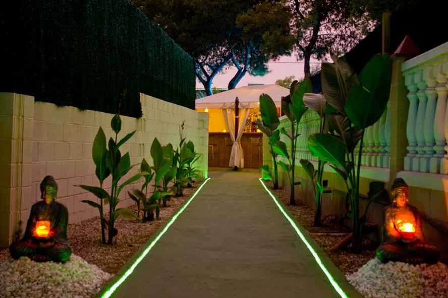 Extasislocal's profile picture. Éxtasis es un chalet de lujo 5 estrellas de ambiente liberal, donde puedes tomarte tus mejores copas en compañía de las mejores señoritas de la provincia.