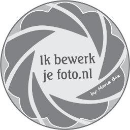 Foto`s bewerken, collages, kaarten, foto`s vrij maken, productfoto`s bewerken, trouwkaart, uitnodiging.
http://t.co/64C2rUkGt6