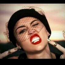 istayinpositive's profile picture. Live freely, happines is a state of mind