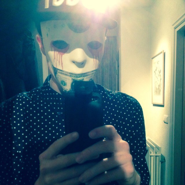 | Donderdag en vrijdag Theotijd | Hollywood undead | Coldplay | Piet |