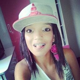 Dona do FãClub ConeCrew ReLíquia : https://t.co/tkfZdXnmkm  
OFFICIALIZADO _/=\_ ♥