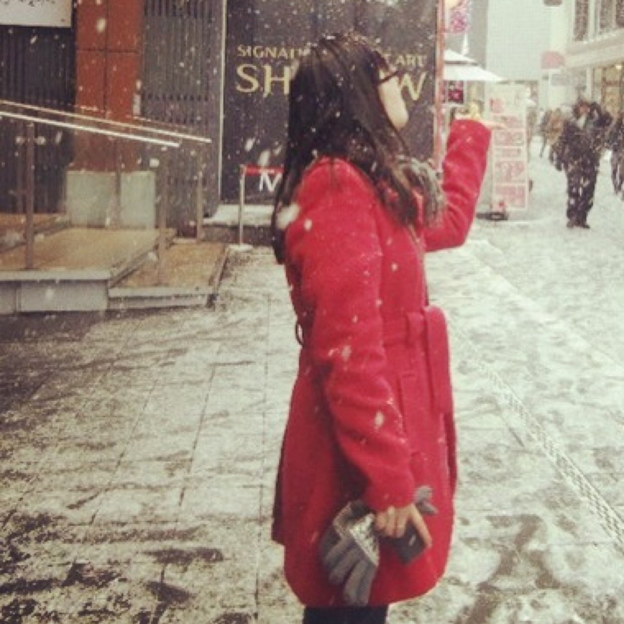 Pearlhannahwee's profile picture. Travel~~ its my Love, to see to feel to eat and to explore. I 3 everything i have! Im BLESSED in everyway!!