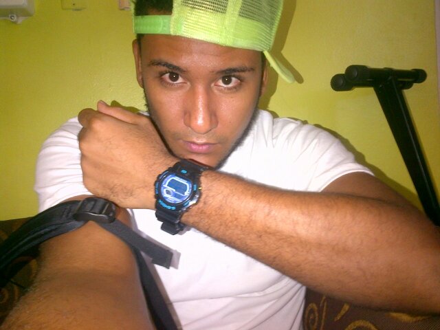 ( Yo Soy Real Por Que lo Soy No Por Decir que Soy Real ) ...