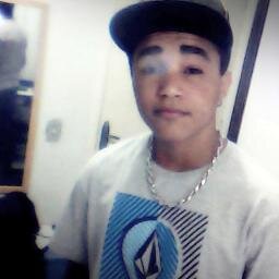 Designer,love rock and anime :) -Maggot-  quer mais da follow ;)