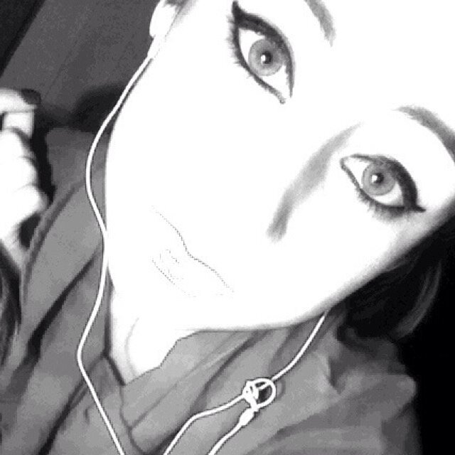 I FOLLOW BACK :) ☆