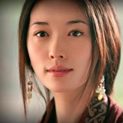 Born Slippy 北欧は厳しい 北欧男性にとって日本人女性は小さすぎる 一般に日本人女性は欧州ではモテない 北米では程々 モテる ただし白人よりモテる事はない Rt Yosidadesu 国際結婚じゃなくて北欧で暮らしなよ 女性への保障厚いし 日本人女性モテる