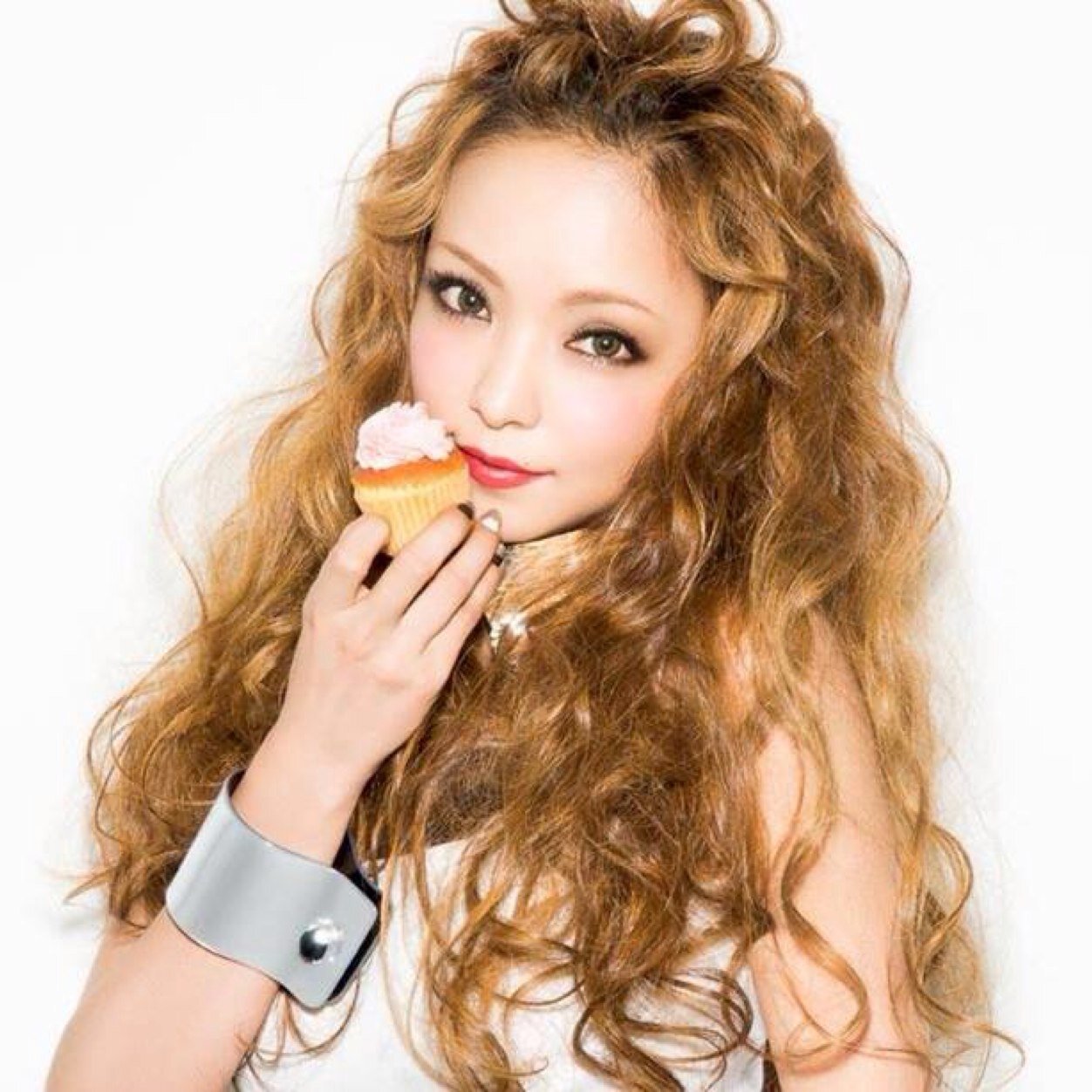 安室奈美恵 Fan Monmitana Twitter