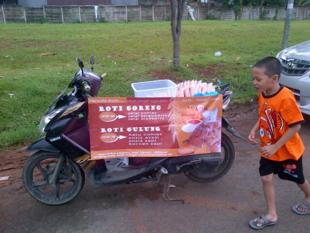 Sedia Aneka Roti Goreng