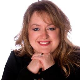 Shoreview Residnet~Realtor for Minneapolis/St Paul, MN, Coldwell Banker Burnet. Specializing in residential real estate.  Wife, Mom, Love homes, dogs, outdoors!