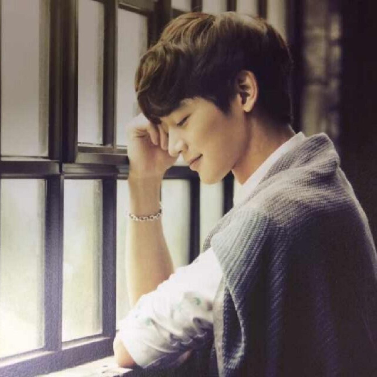 อันยองครับ ผม ชเวมินโฮ แห่งSHINee ผมเป็นกันเองคุยได้^^ ฟอลมาคุยกันน่ะครับ #PSBlack Fam.