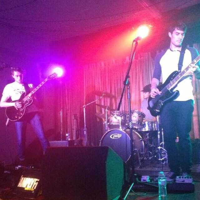 friendsotfamily's profile picture. 