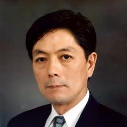 ジャパンウインド株式会社 代表取締役 ジャパンアグリ株式会社取締役会長 一般社団法人地域再生可能エネルギー開発機構 代表理事・主任研究員 一般社団法人ジャパンクタニ協会 会長 一般財団法人寺山アフリカ財団 事務局長  慶応義塾大学経済学部在学中