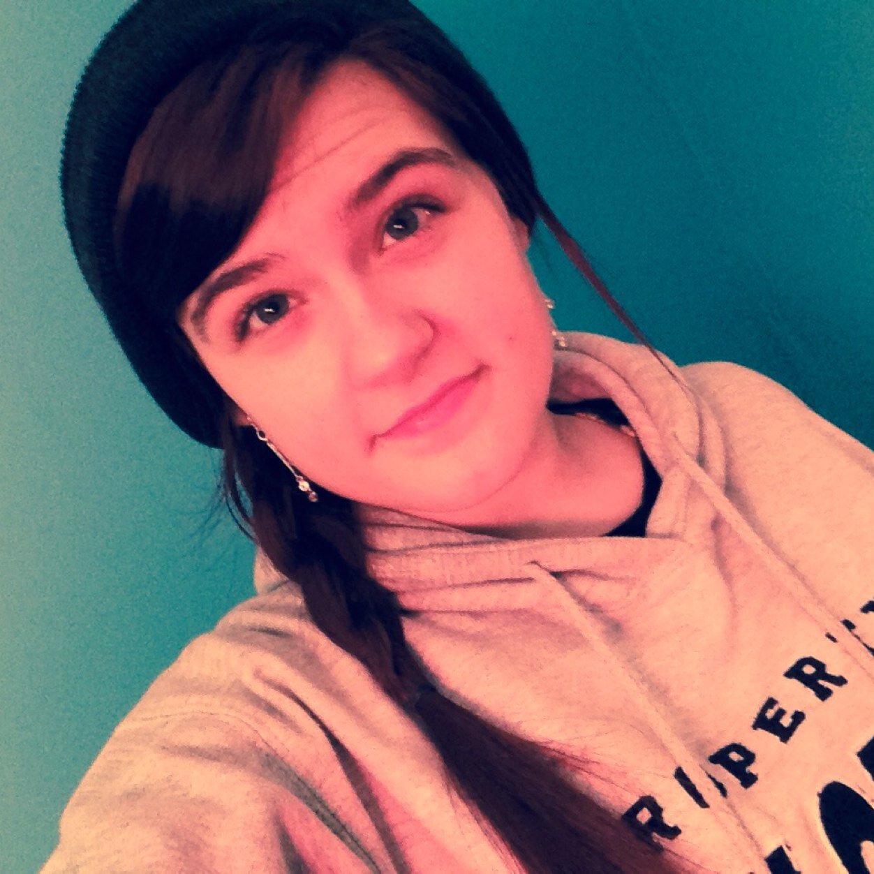 follow my other twitter: @ChelseaxReneex