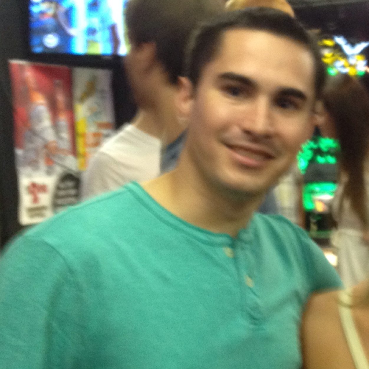 dmelgoza13's profile picture. 