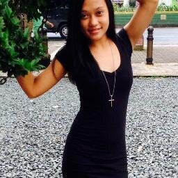 simple smile make girls beautiful