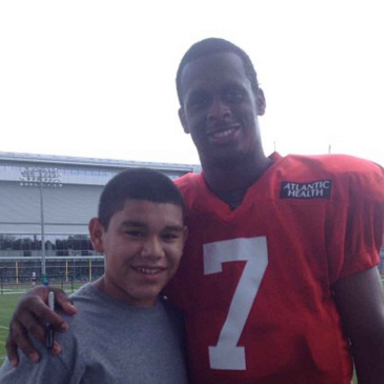 mikeedwards3425's profile picture. Idk why i have a twitter