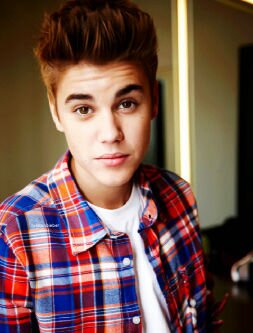 dhaniatasya's profile picture. 