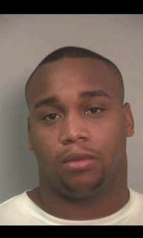 L.I.E da hometeam W.N.E we need errthang money has no owners jes spenders!! FOLLOW!!