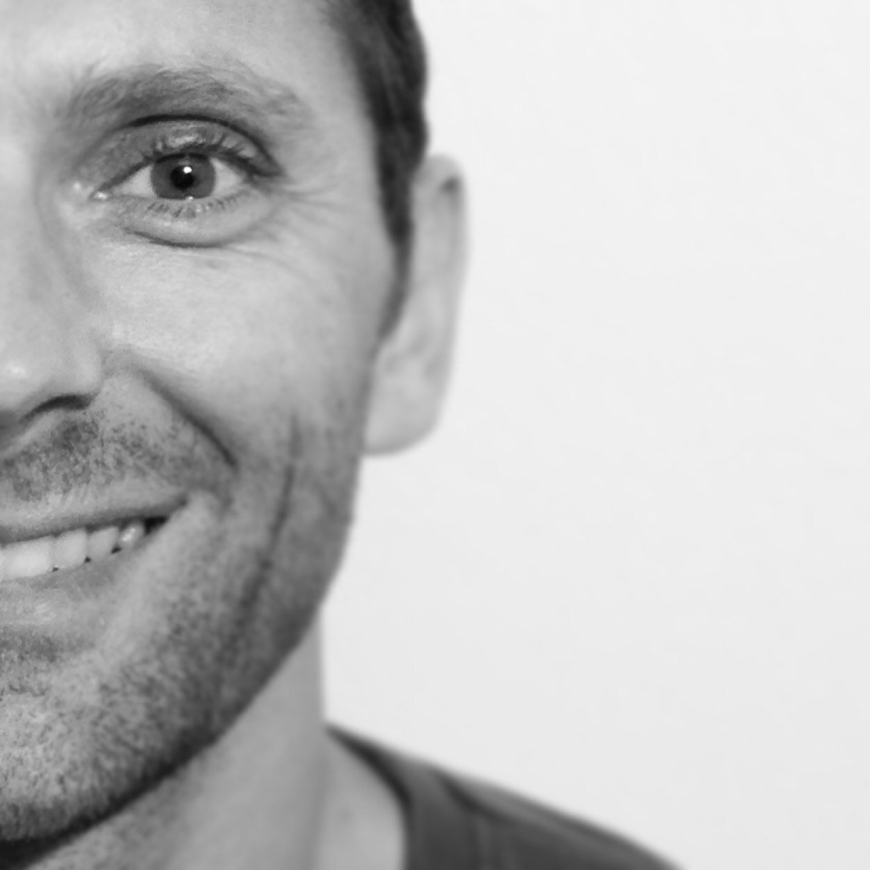 rickyworld's profile picture. iPhoneography, Technologies, Ride & co, catch me if you can...! ;-)