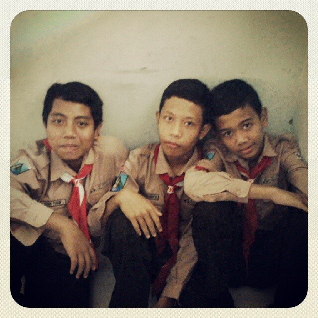Speniwa 7Creatif|13 tahun|Hoby:playing basketball,cycling,fishing|Facebook:yovan vancouver|Instagram:yovanfebriawan36|© 2014