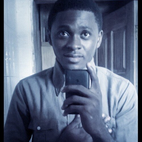 an angry bird created by apple.....lool wanna start up a modeling career..tap the# followed button to know more about me:) #team Aries #LFC