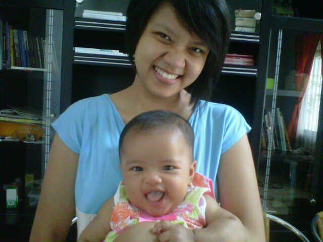 devi_mahadi's profile picture. Belajar banyak hal dari menjadi ibu :* kanaya's #1 fan ƪ(♥ε♥)ʃ​