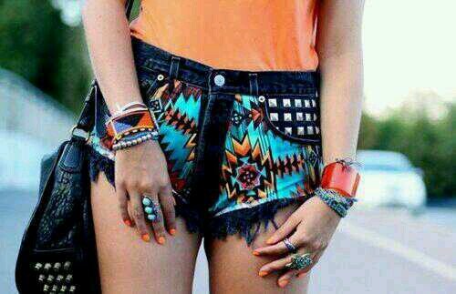 CUENTA QUE SE DEDICA A OFRECERTE LOS MEJORES LOOKS PARA ESTE VERANO
