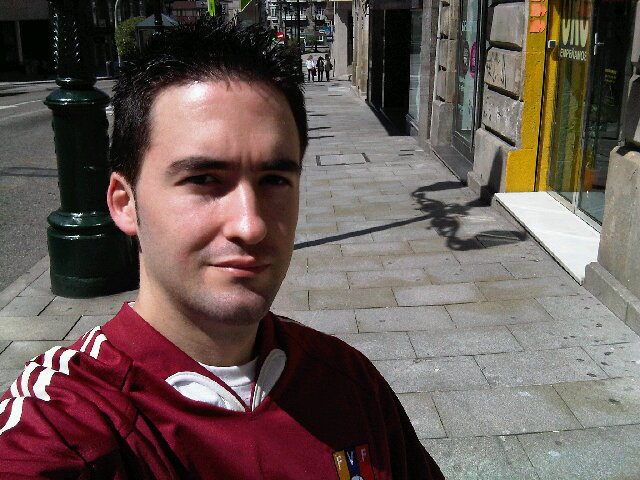 Amante del Fútbol, Beisbol y de mi flaca ☺ Fan número 1 de Raúl, Arango y los gloriosos Leones del Caracas. 🇻🇪Orgulloso de ser Venezolano🇻🇪