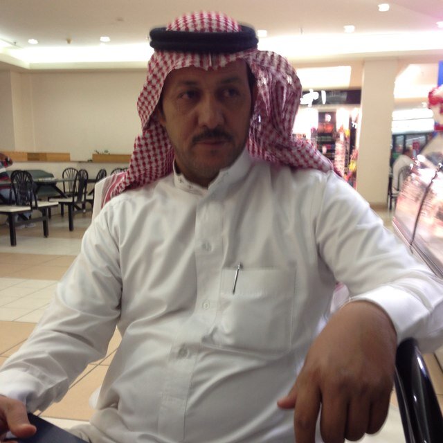 Apeed5119's profile picture. لكي تنجح في حياتك تجنب حياة الاخرين