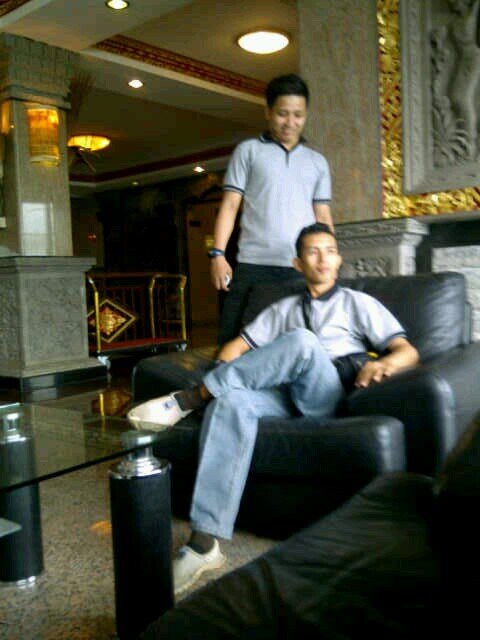 Semua milik ALLAH »Ini cma titiPan » »» » follow back,, okay,