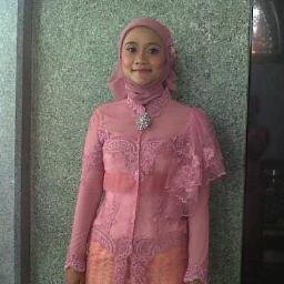 SasaRosmelisa's profile picture. a melancholic realistic dreamer, simply complicated mind, strangely beautiful girl (haha).