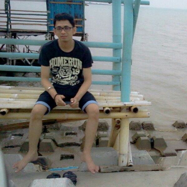 StopExploitasi's profile picture. Vers Manly