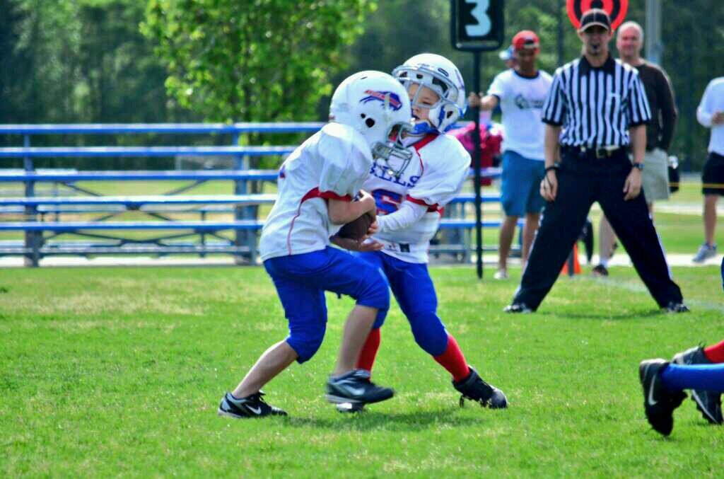 follow me if u like football:) football for life