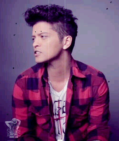 ♫ You Are The Moon That Glows in My heart, You're My Daytime, My Nighttime ,My world ♫ You Are My life #Michael This Long Distance Is Killing me ♫ ♥♥ #BrunoMars