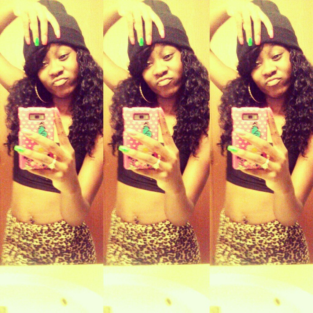 ツ  I keeps shit 1Hunnit  ツ
                           I ♥ ♫ 
          ┌∩┐  FollowMe & Ill Follow Back ┌∩┐