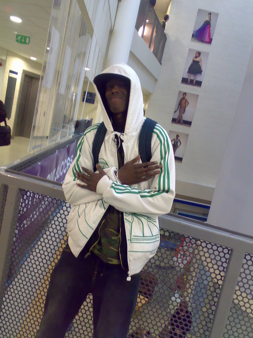 SKiLLa00's profile picture. Am easy goin i love money makin aint scared of no 1 expect Allah and i love da girls wit da big bumper ...