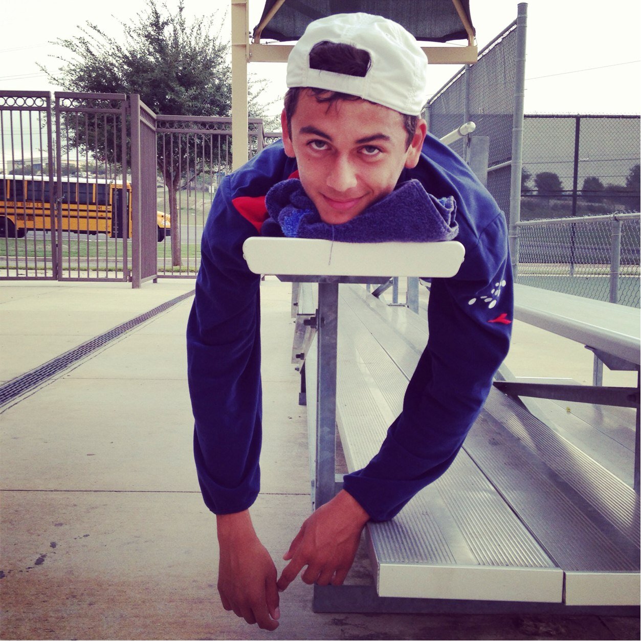 I like tennis & girls