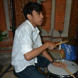 Drummer. Photography. Coffee addict. Art & Design. Ig/path : putra sastra .