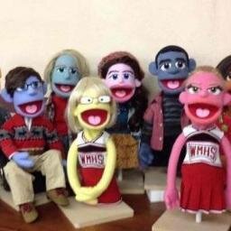 I love Glee! It's the best show in the whole world! I'm waiting patiently February.....