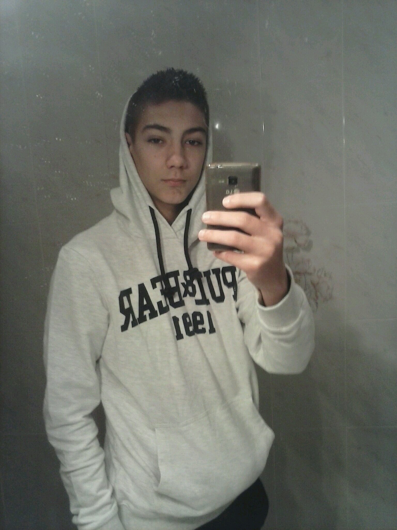 Me la suda lo que digan no me conocen. Intento de futbolista y estudiante. Natos y Waor, Swan, Morodo... Since 1997  One Love!