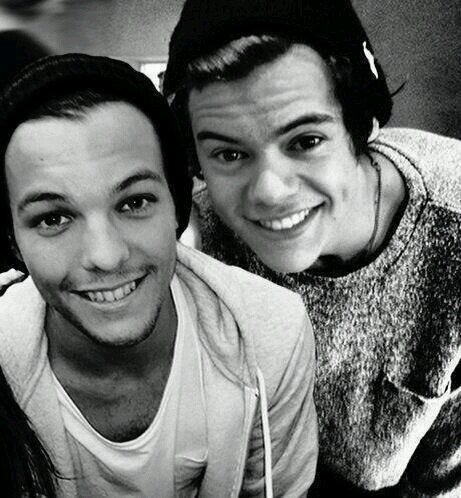 Hiya Ima Larry Shipper! Follow me or whatever you do on here. And I am kinda obsessed with One Direction